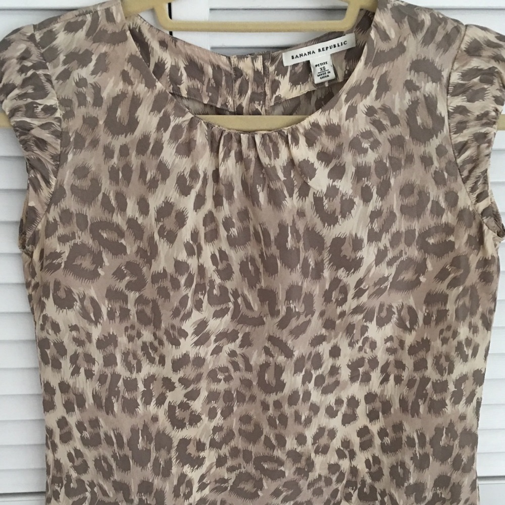 Women top